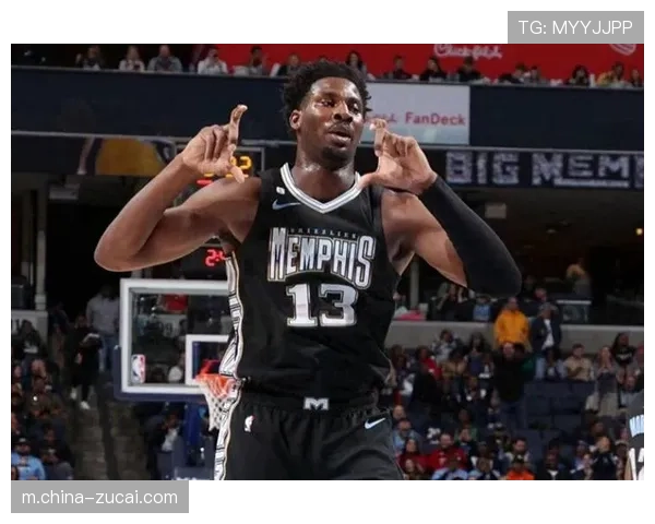 阿尔达马扮演内线万金油 杰克逊缺阵期间撑起灰熊前场 阿尔达马扮演内线万金油 杰克逊缺阵期间撑起灰熊前场